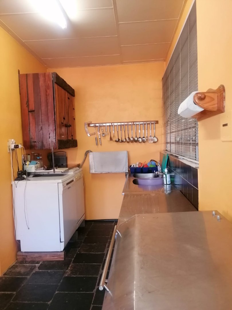 4 Bedroom Property for Sale in Ladybrand Free State